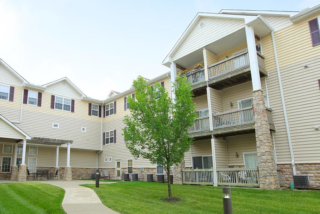 Englewood Vista Apartments, 5700 North Main St., Gladstone, MO RentCafe